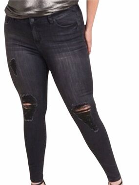 Black Mid Rise Distressed Denim Ankle Skinny Ankle Jeans Plus 18 NWT